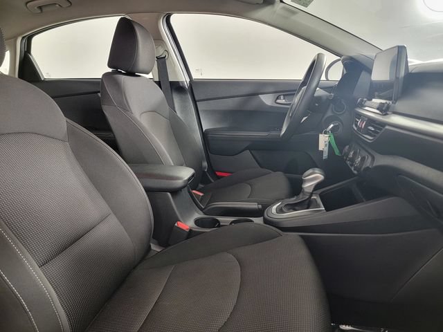 Used 2021 Kia Forte LXS FWD image 17
