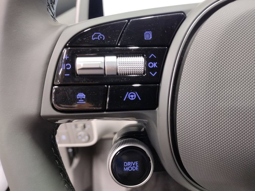 Certified 2025 Hyundai Ioniq 6 SEL image 24