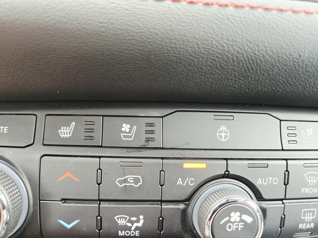 Certified 2023 Dodge Durango R/T AWD/4WD image 32