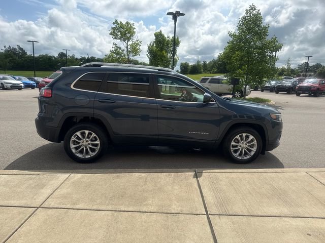 Used 2019 Jeep Cherokee Latitude w/ Popular Appearance Group FWD image 5