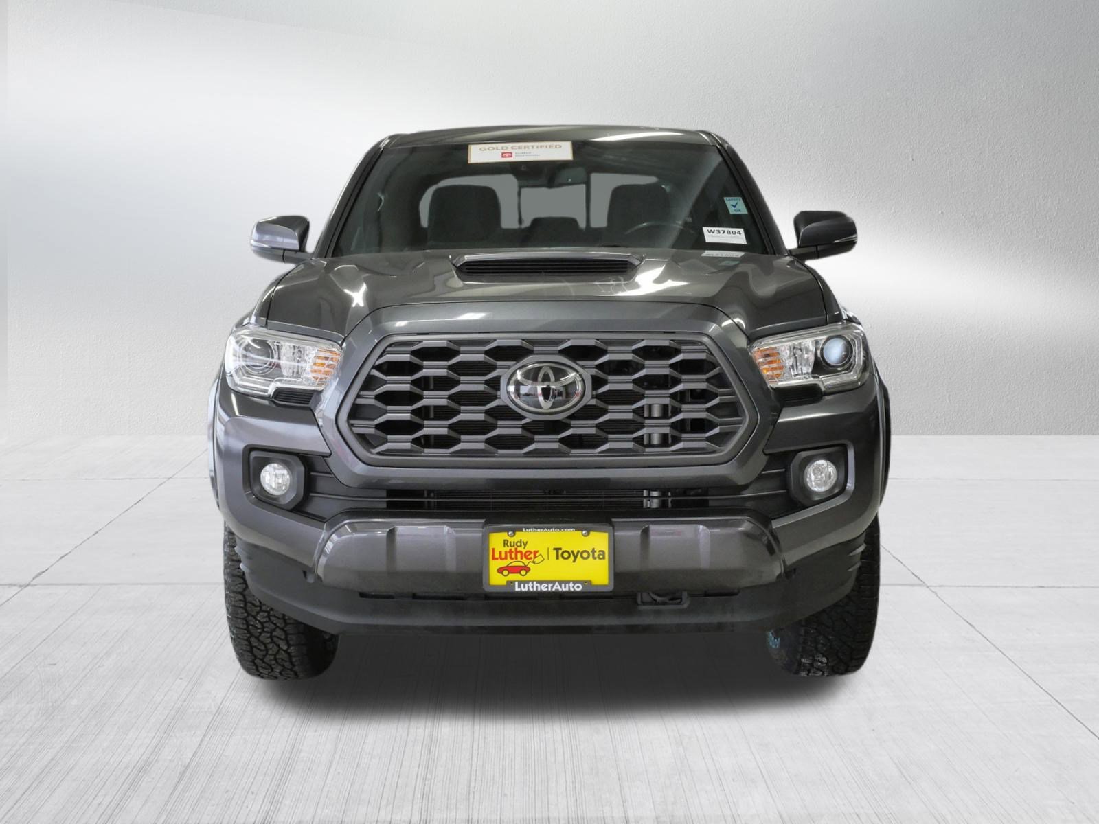 Certified 2021 Toyota Tacoma TRD Sport video 2