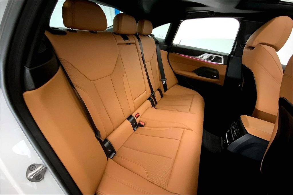 Used 2025 BMW i4 xDrive40i w/ M Sport Package image 15