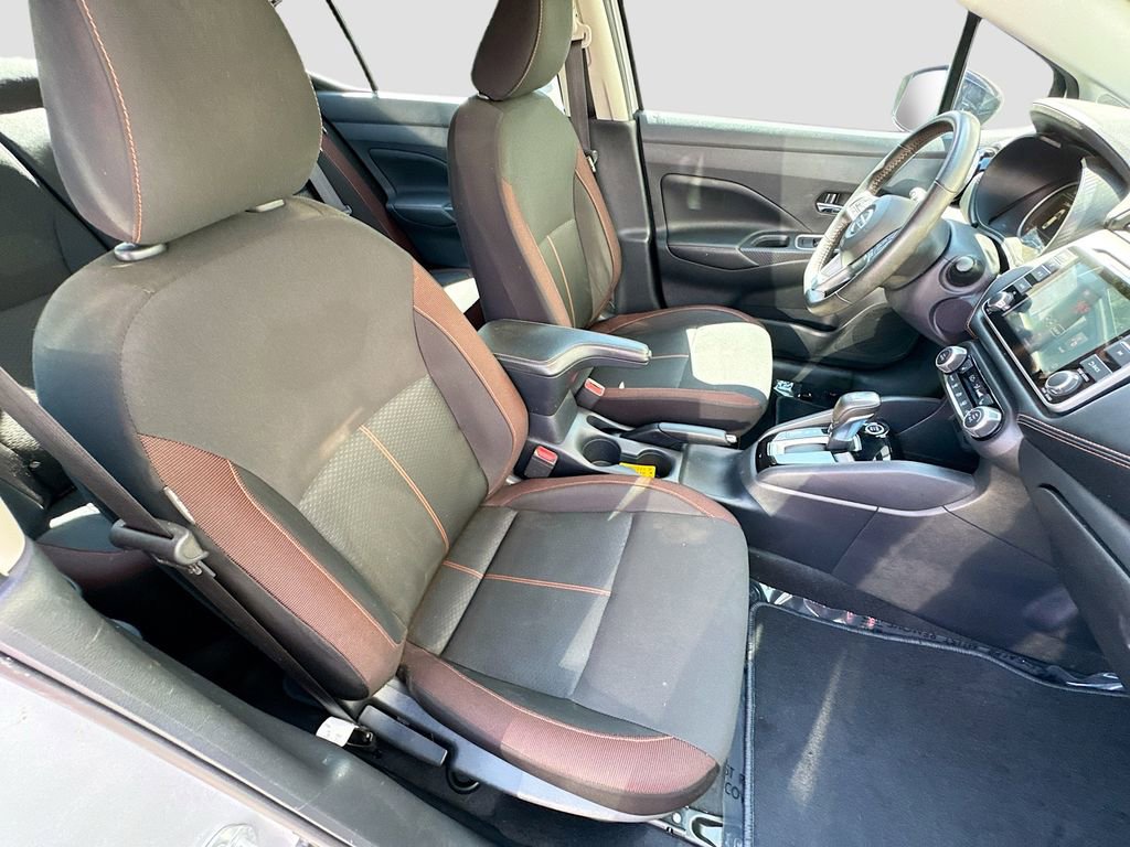 Used 2021 Nissan Versa SR w/ Convenience Package FWD image 21