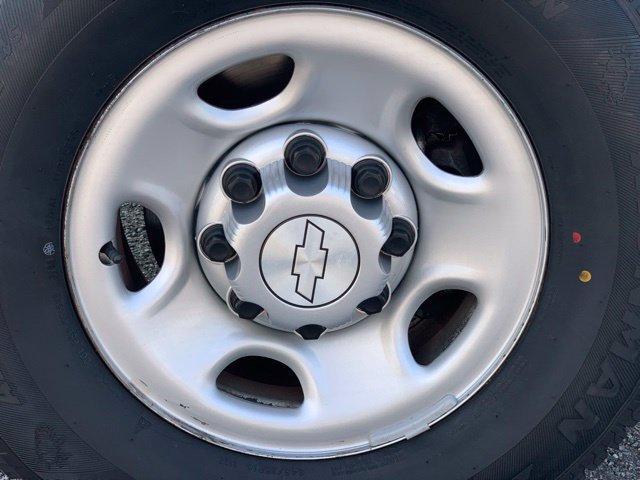 Used 2018 Chevrolet Express 3500 LS RWD image 27