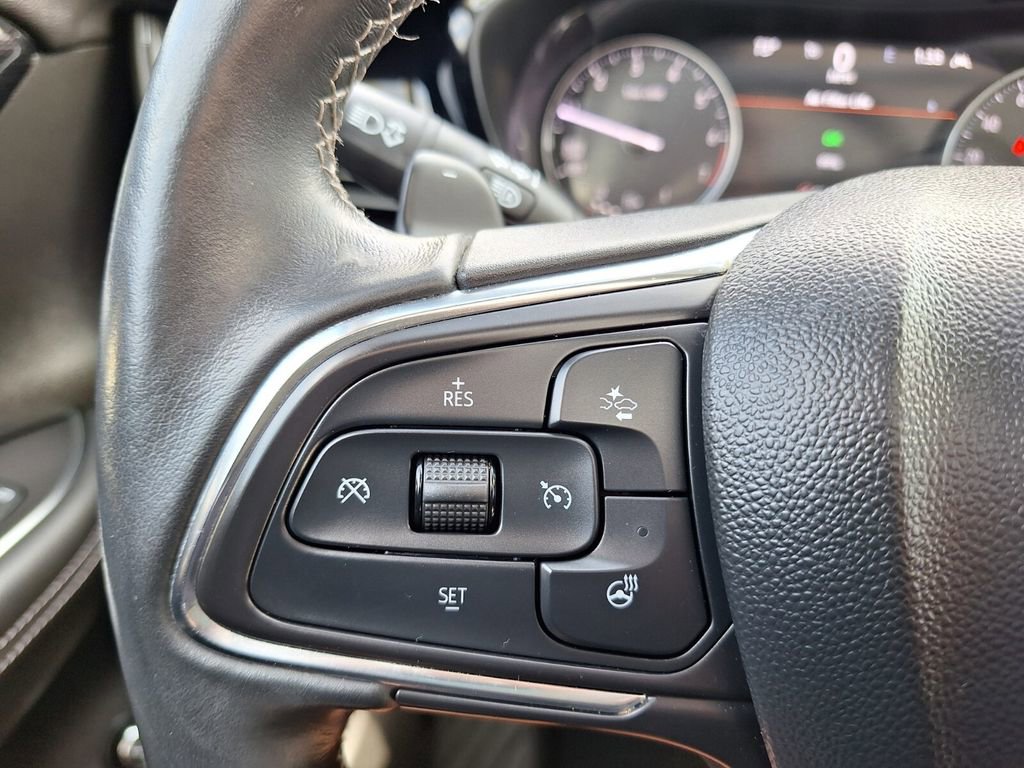 Used 2023 Buick Envision Essence w/ Sport Touring Package image 17