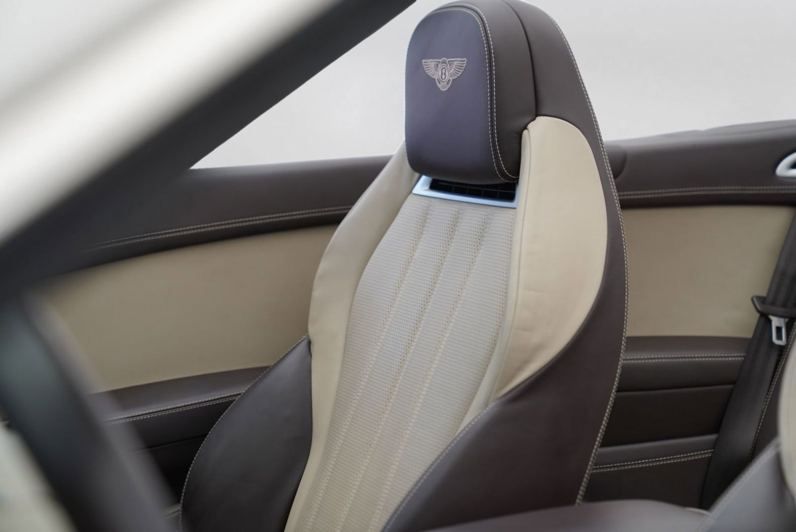 Used 2014 Bentley Continental GT V8 S AWD/4WD image 9