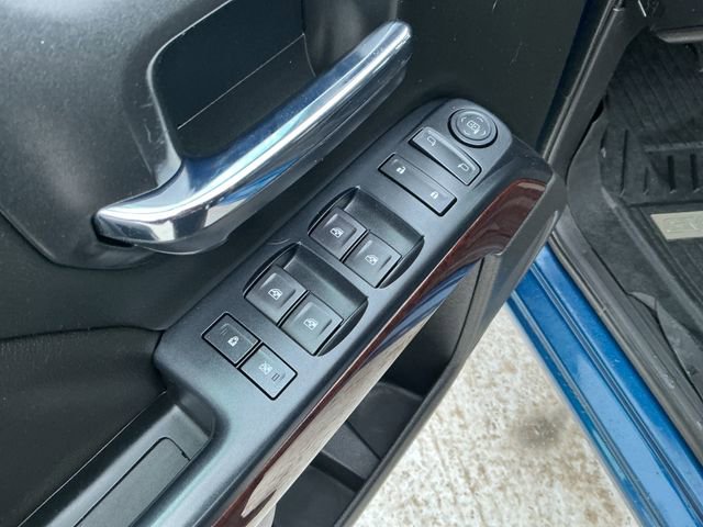 Used 2018 GMC Sierra 1500 SLE w/ SLE Value Package AWD/4WD image 25