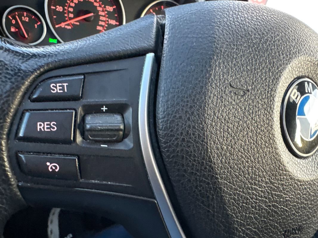 Used 2014 BMW 328i xDrive Sedan image 30