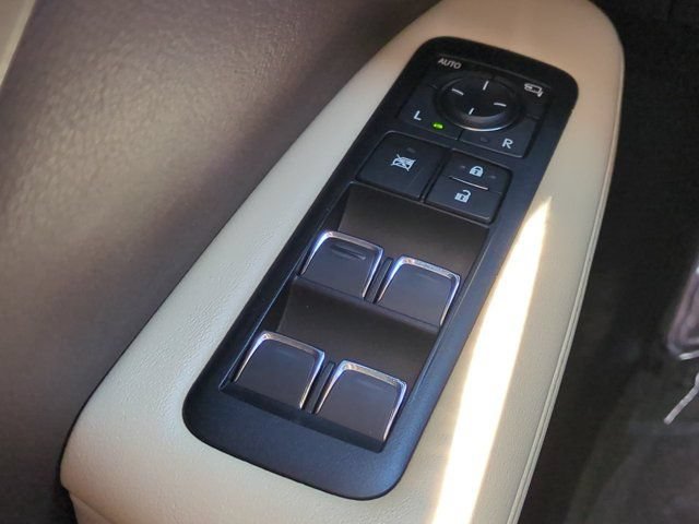 Used 2018 Lexus RX 350L FWD image 23