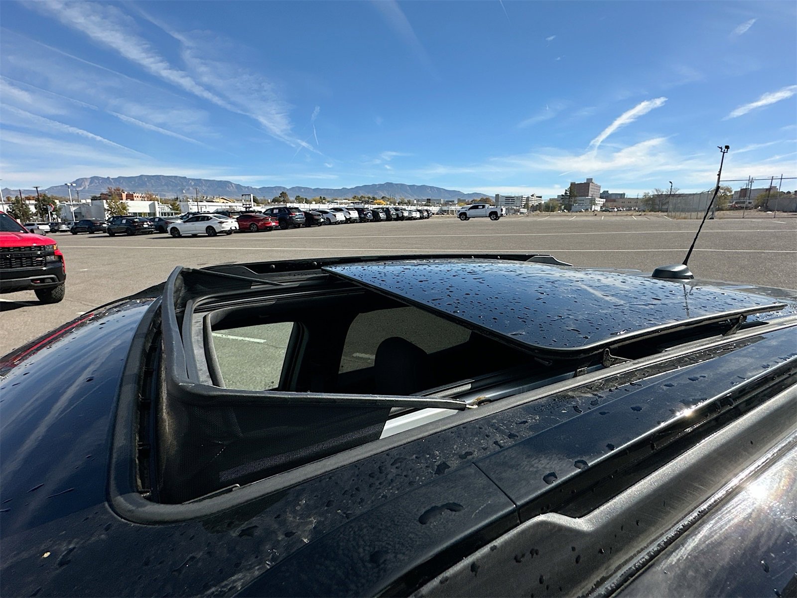 Used 2023 Chevrolet TrailBlazer RS w/ Sun and Liftgate Package image 21