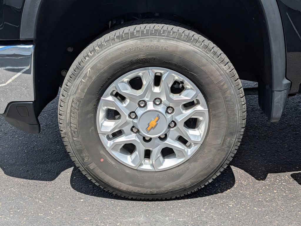 Used 2024 Chevrolet Silverado 2500 LTZ w/ LTZ Plus Package AWD/4WD image 13
