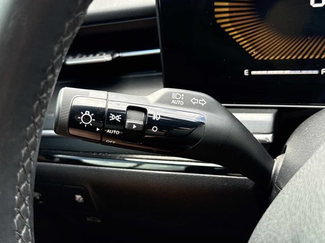 Used 2025 Kia K5 GT-Line w/ GT-Line Premium Package FWD image 27