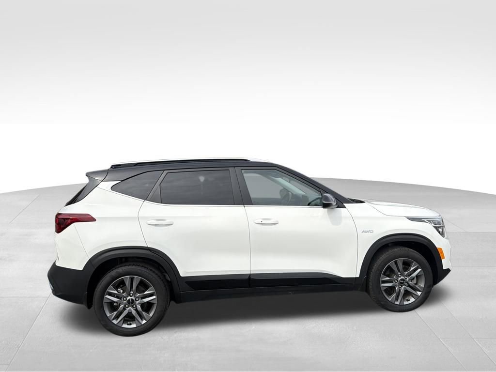 Certified 2023 Kia Seltos S w/ Navigation Package image 10