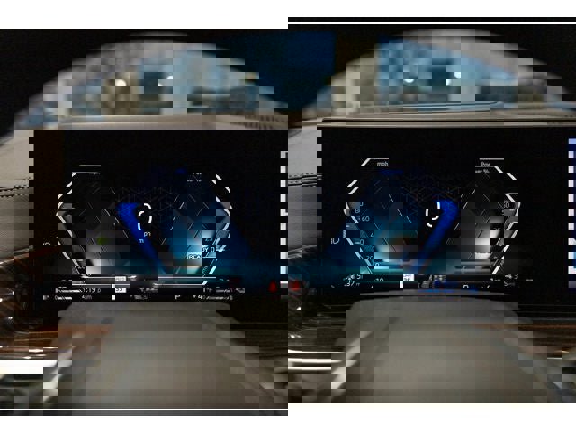 New 2026 BMW X5 xDrive50e w/ Climate Comfort Package image 74