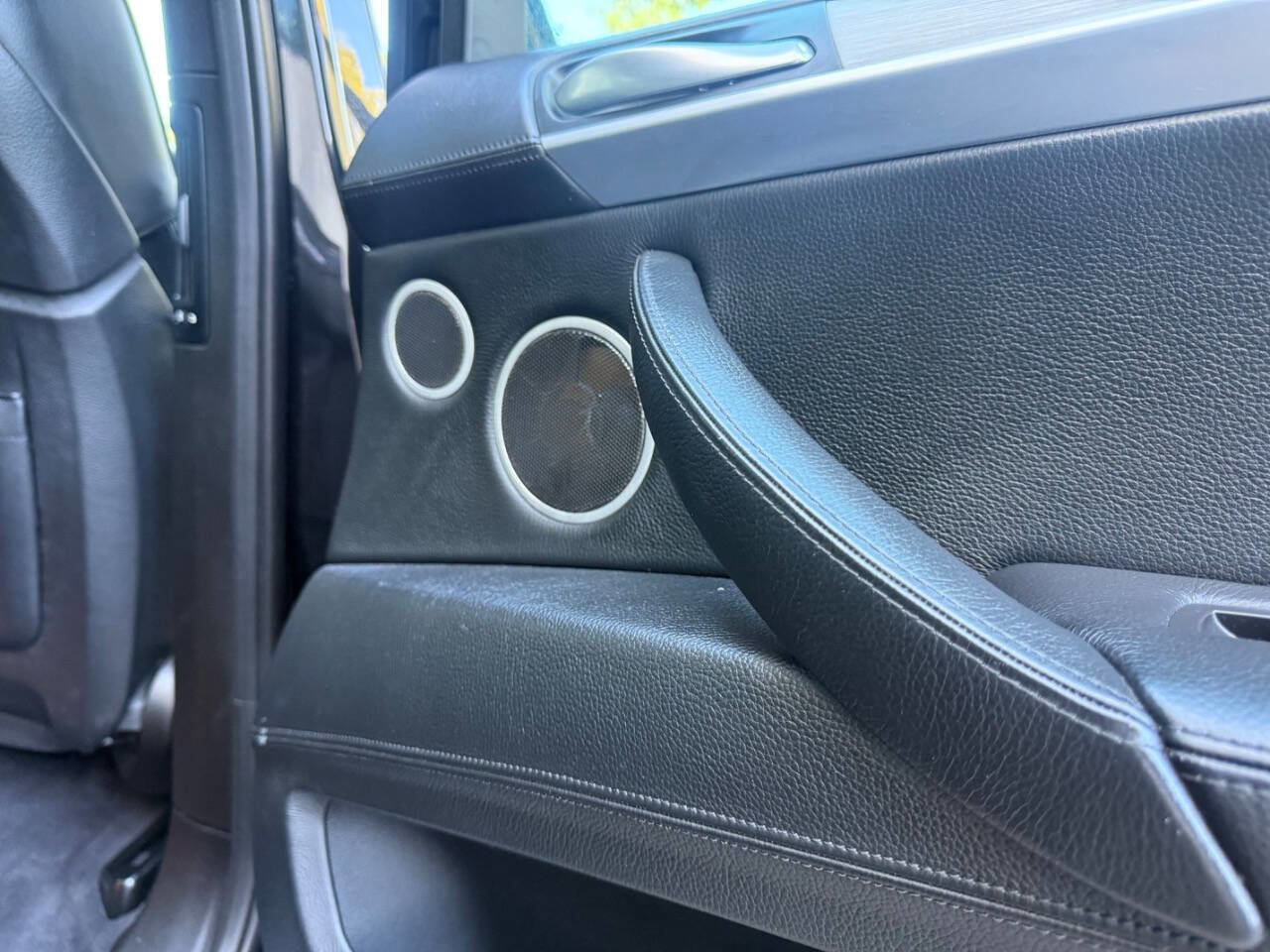 Used 2011 BMW X5 M image 14