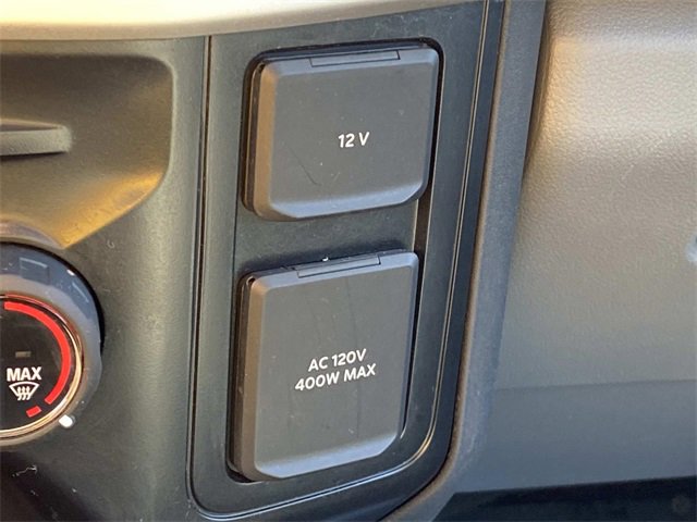 Used 2025 Ford F250 XLT image 30