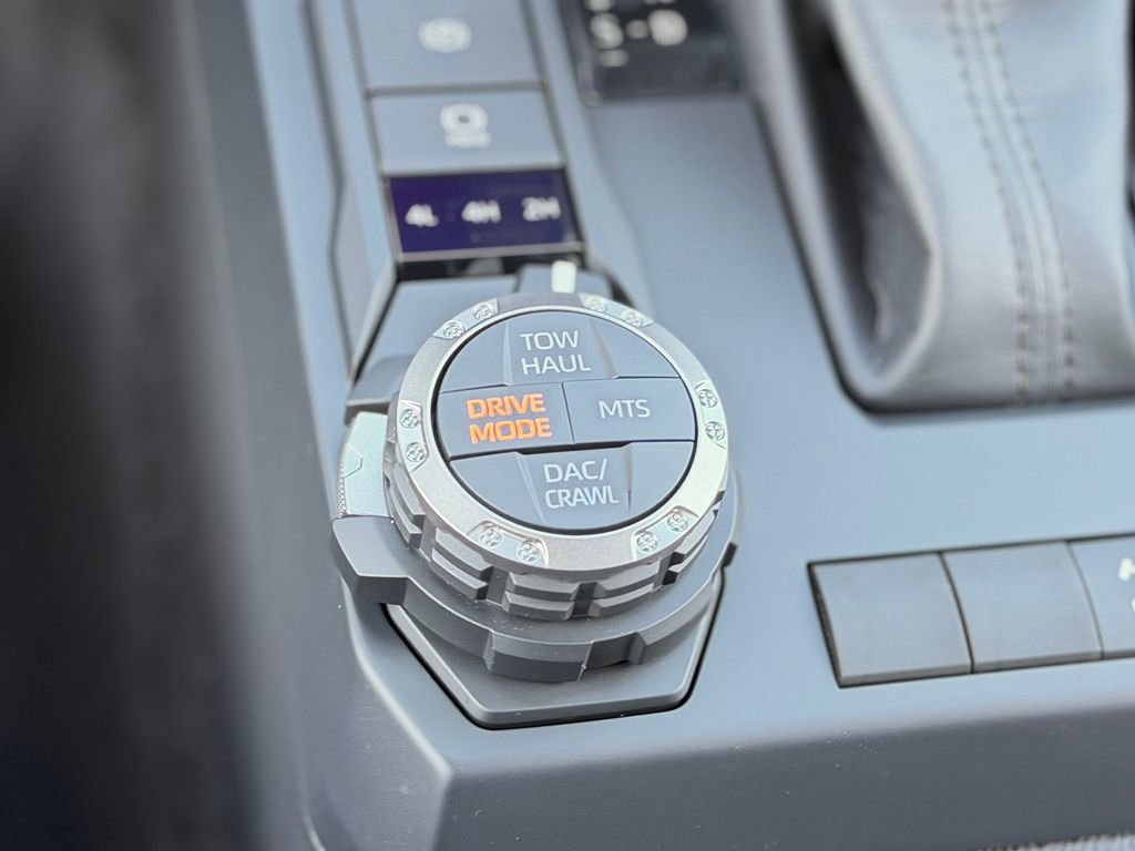 New 2025 Toyota Tacoma TRD Off-Road image 17