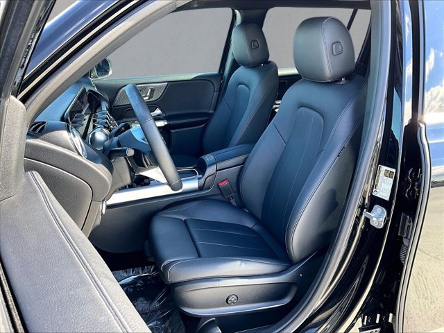 Used 2024 Mercedes-Benz GLB 250 image 27