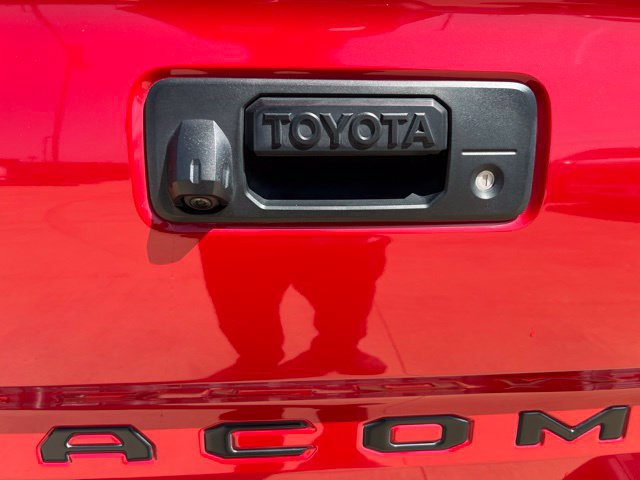 Used 2023 Toyota Tacoma TRD Off-Road AWD/4WD image 21