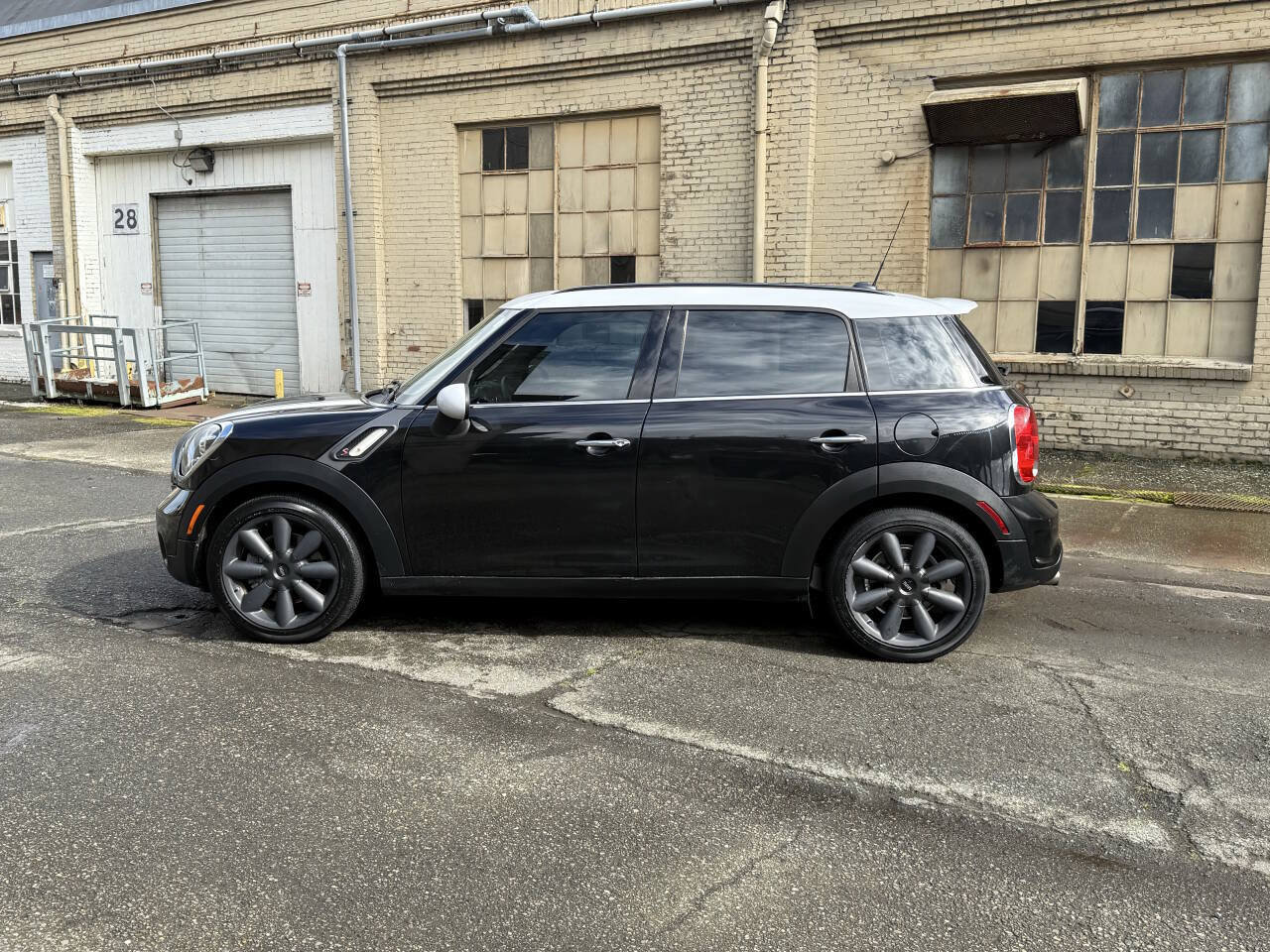 Used 2013 MINI Cooper Countryman S image 4