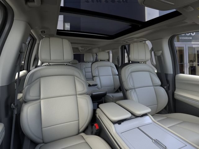 New 2025 Lincoln Navigator L Reserve AWD/4WD image 28