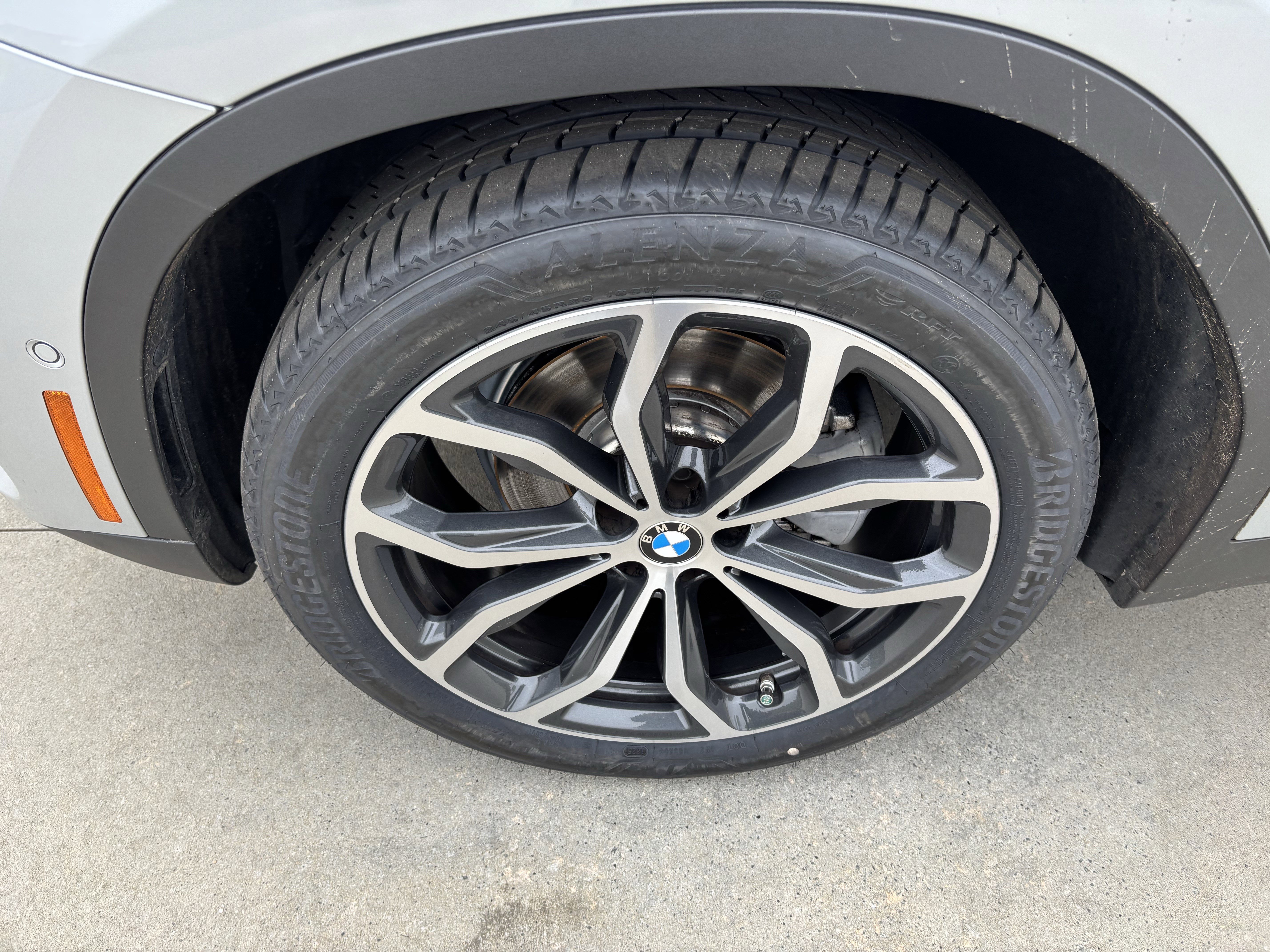 Used 2021 BMW X4 xDrive30i w/ Premium Package image 13