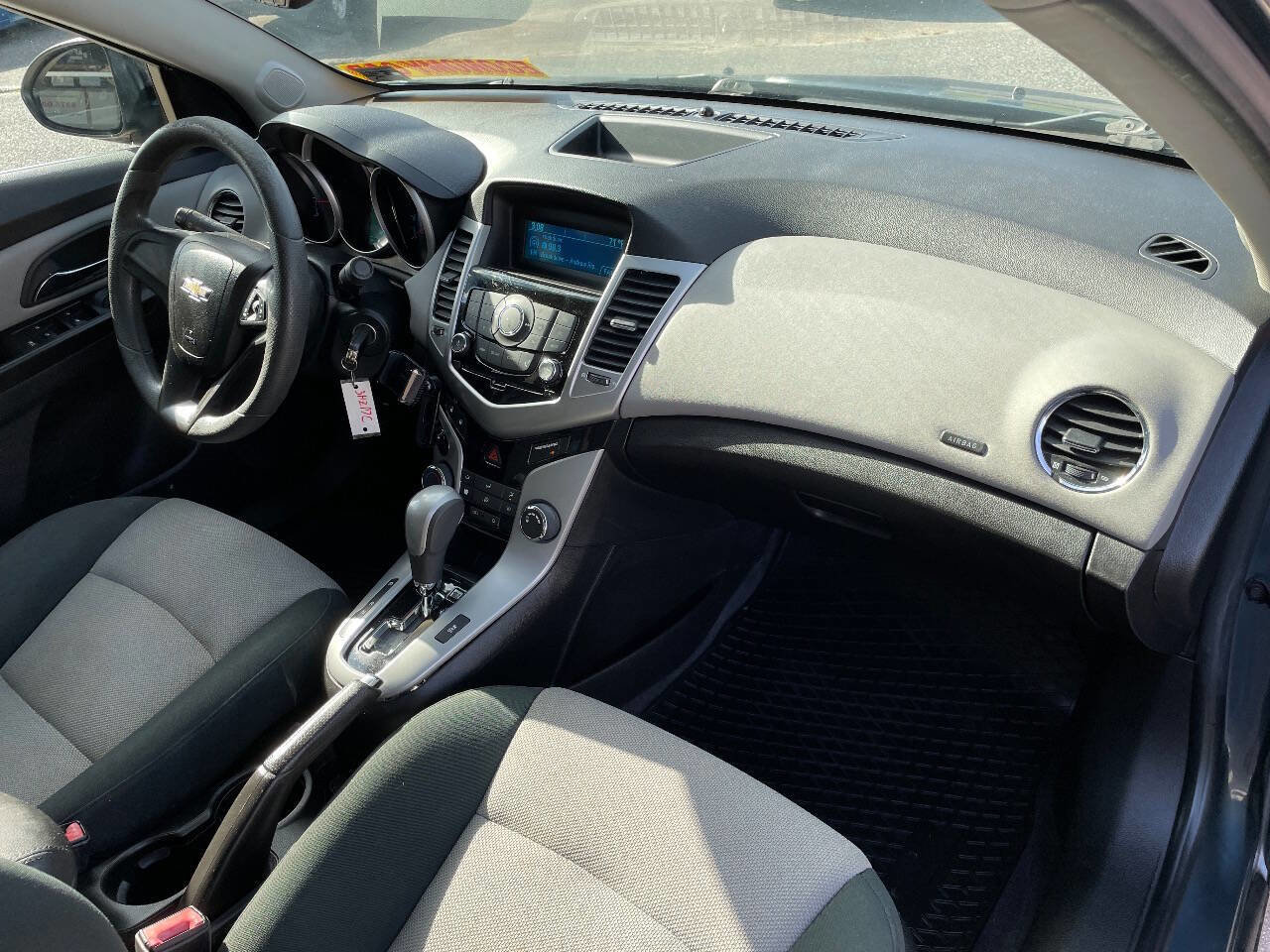 Used 2012 Chevrolet Cruze LS w/ Connectivity Package image 26