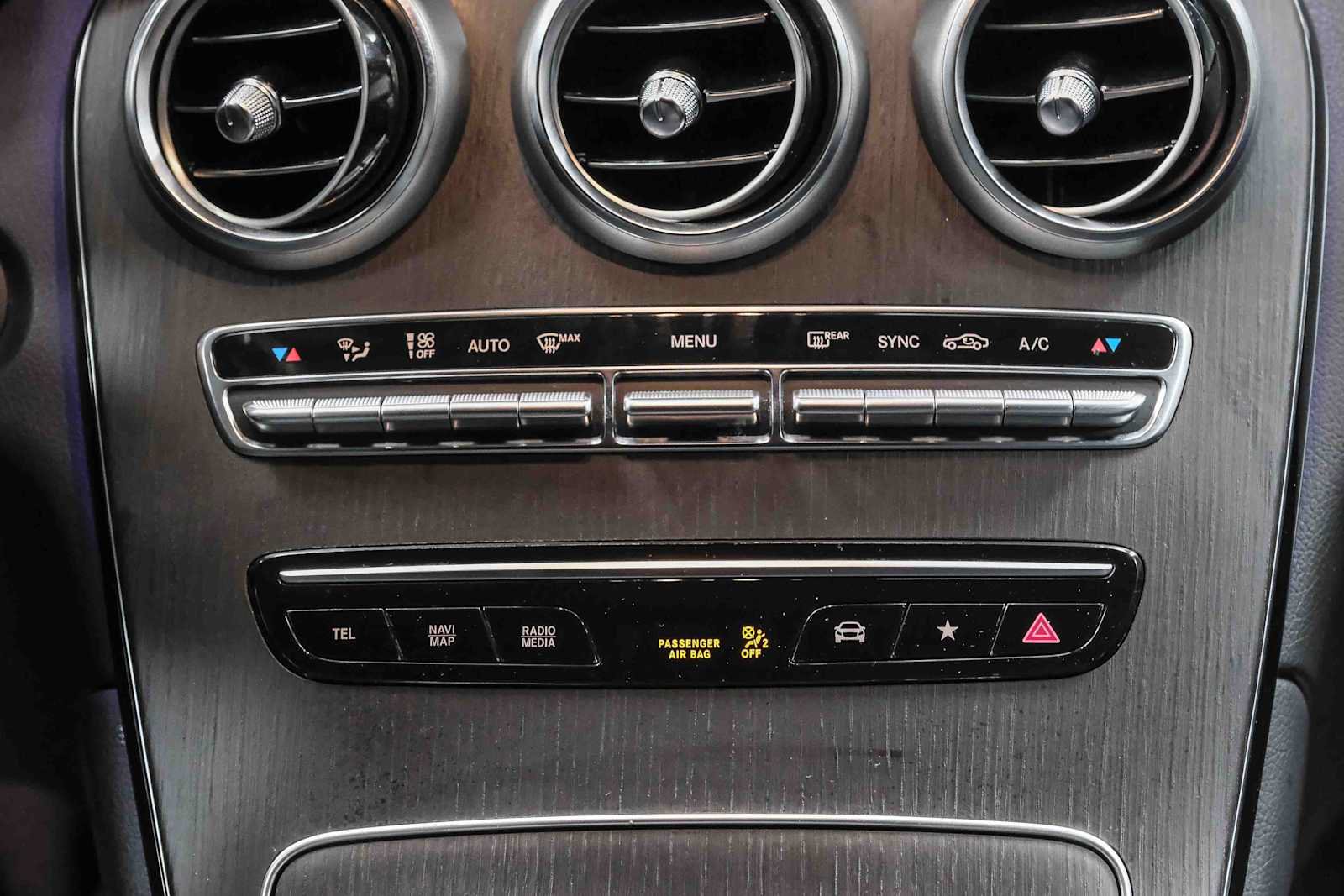 Certified 2022 Mercedes-Benz GLC 300 image 17