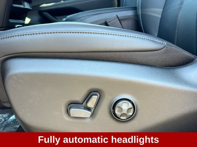 New 2026 Chrysler Pacifica Select FWD image 10