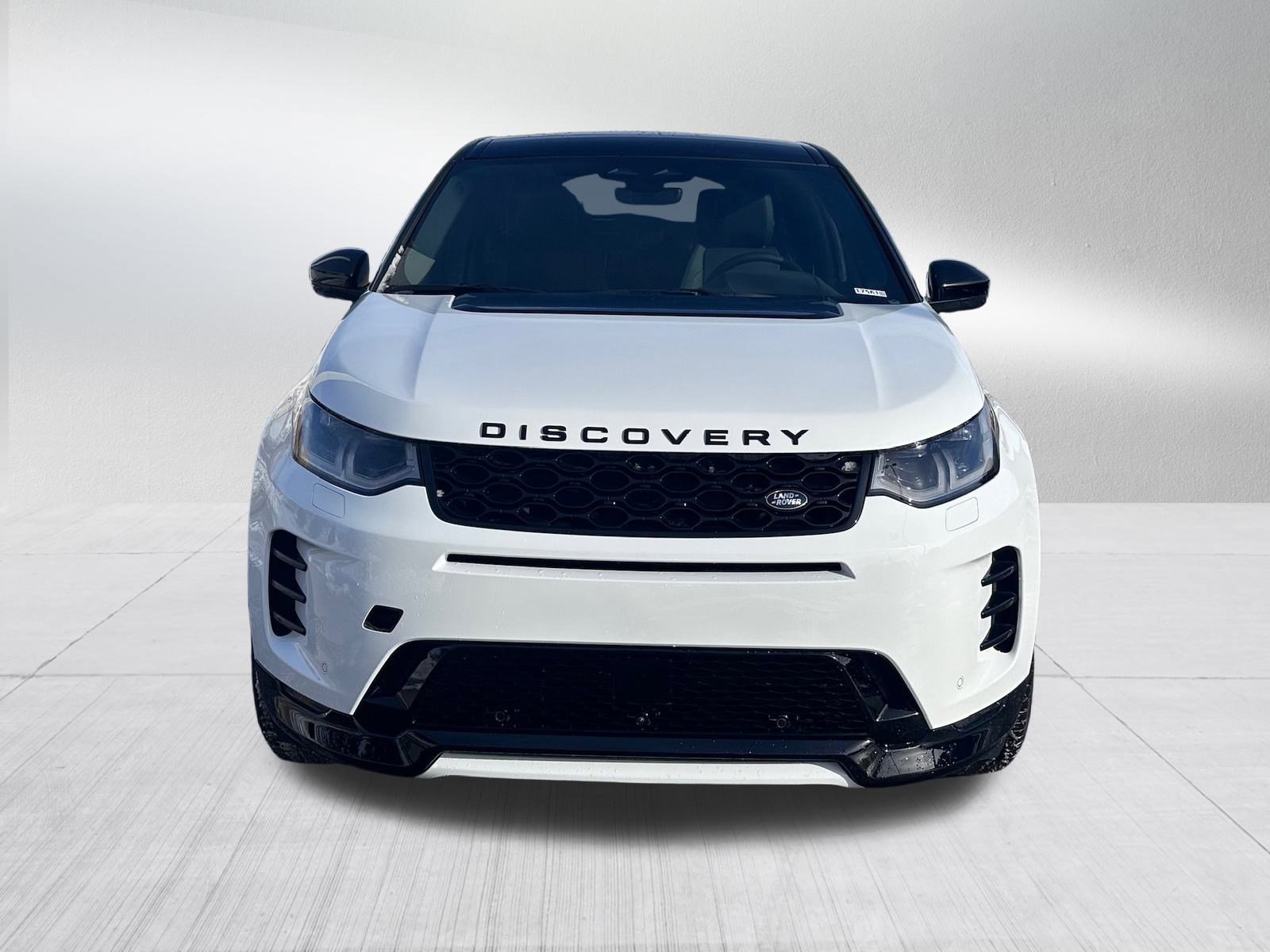 New 2026 Land Rover Discovery Sport Landmark image 2