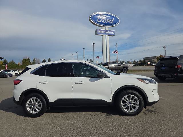 Certified 2022 Ford Escape SE w/ Convenience Package AWD/4WD image 2