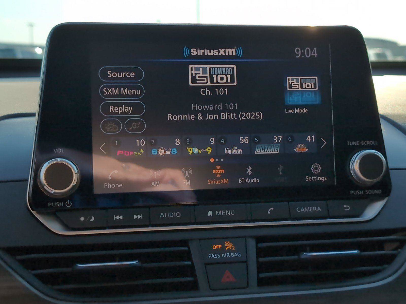Used 2023 Nissan Altima 2.5 SV FWD image 21