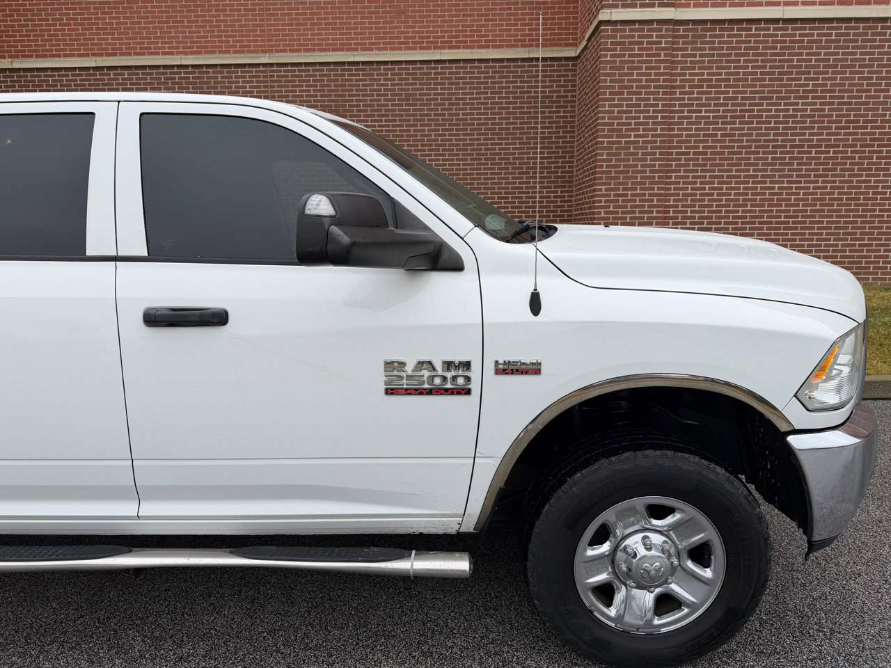 Used 2014 RAM 2500 Tradesman w/ Chrome Appearance Group image 10