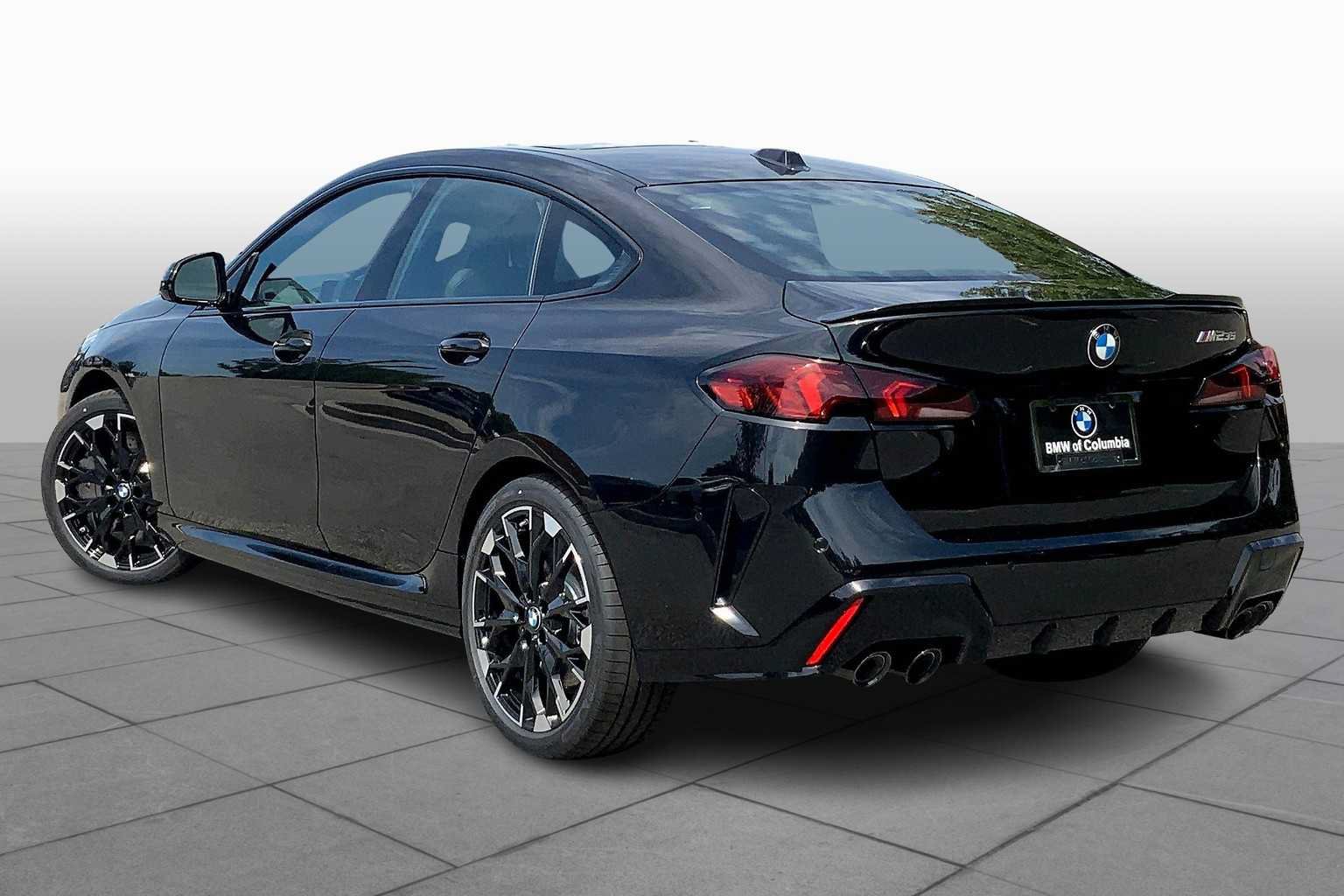 Used 2026 BMW M235i xDrive w/ Technology Package AWD/4WD image 12