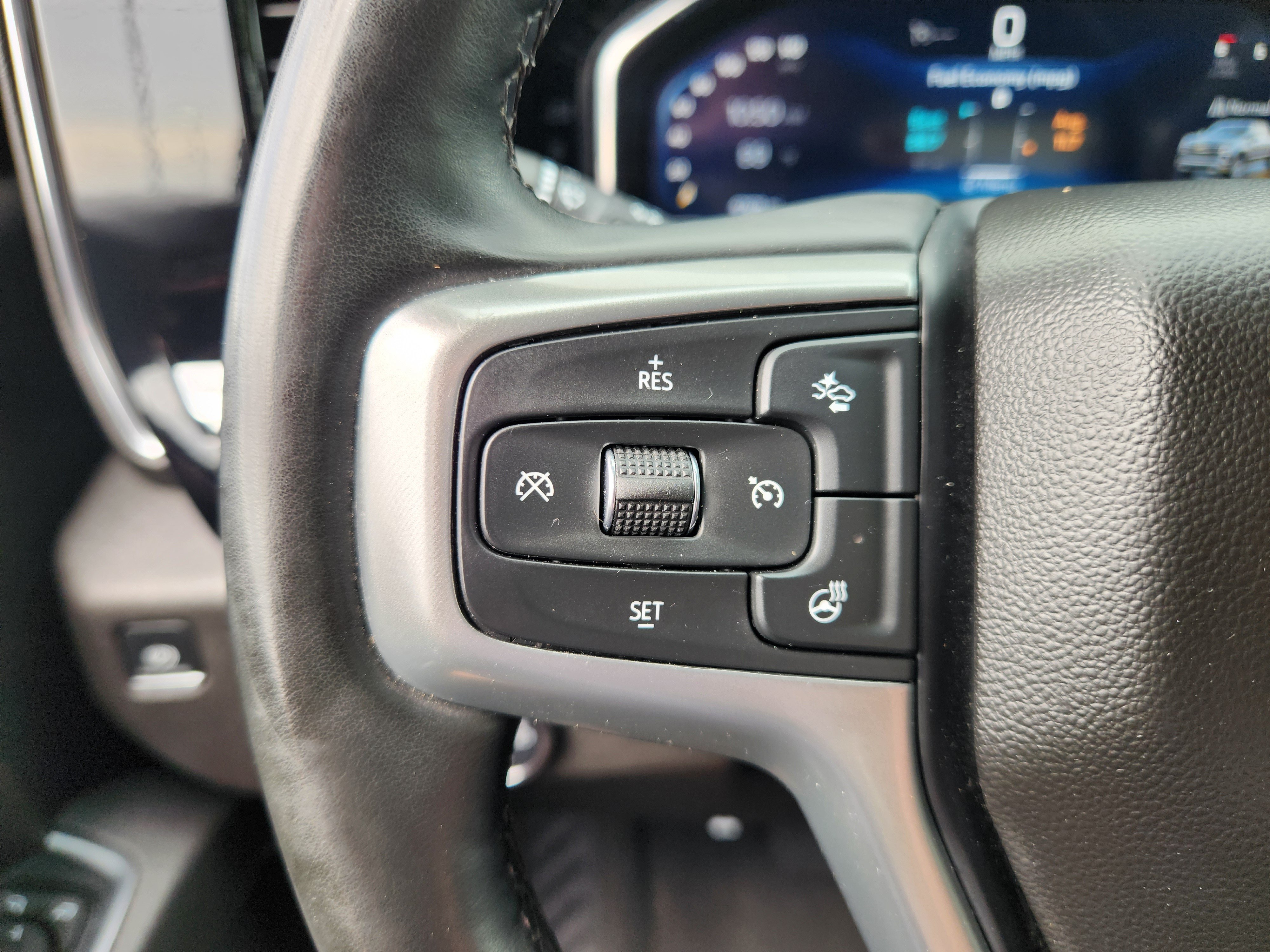 Certified 2025 Chevrolet Silverado 1500 LT RWD image 28