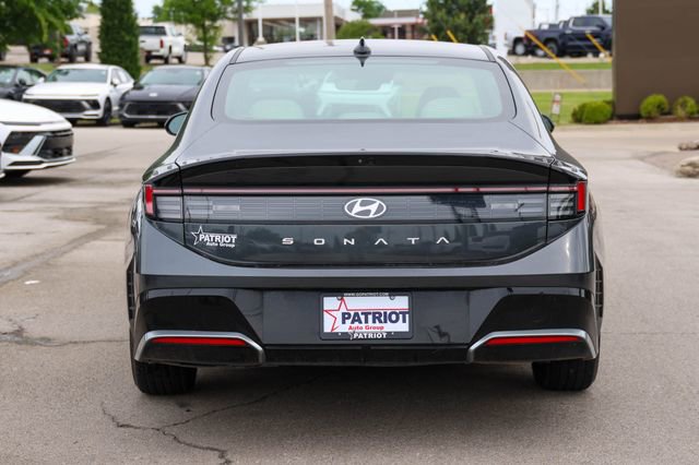 Used 2024 Hyundai Sonata SEL FWD image 4