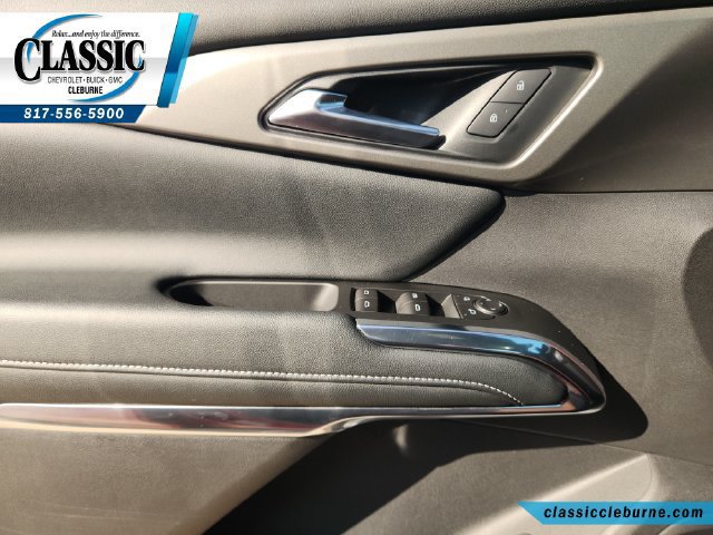 Used 2025 Chevrolet Traverse LT w/ Driver Confidence Package FWD image 27