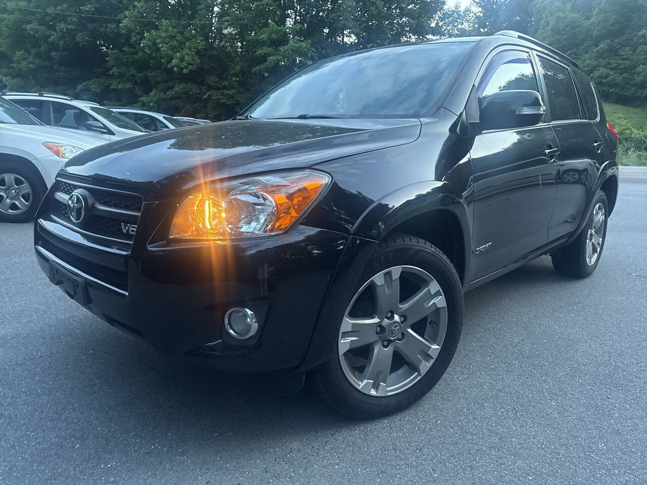 Used 2011 Toyota RAV4 Sport w/ Sport Appearance Pkg AWD/4WD image 2