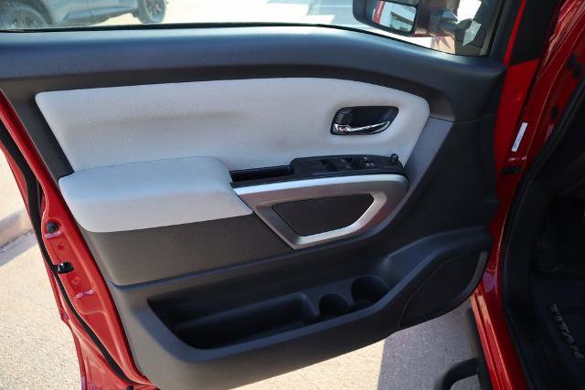 Certified 2024 Nissan Titan SV w/ SV Convenience Package image 16