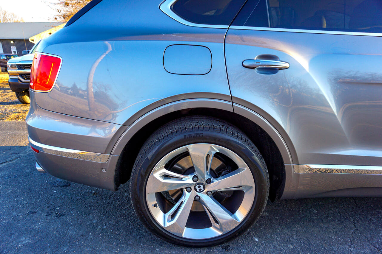 Used 2017 Bentley Bentayga W12 AWD image 52