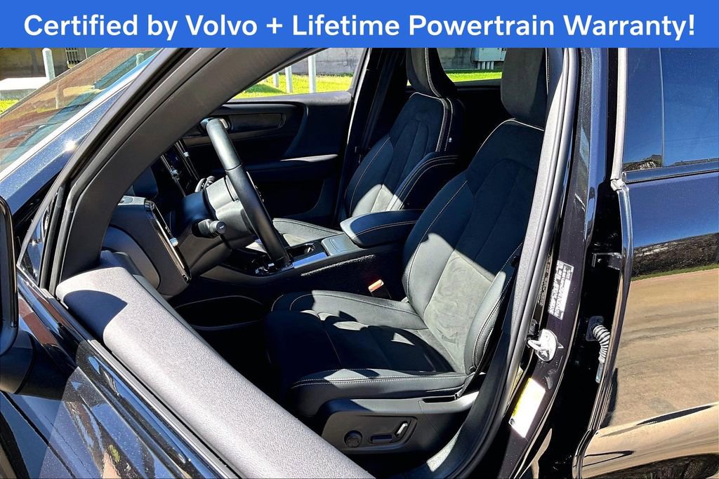 Certified 2023 Volvo C40 P8 Recharge Ultimate image 32