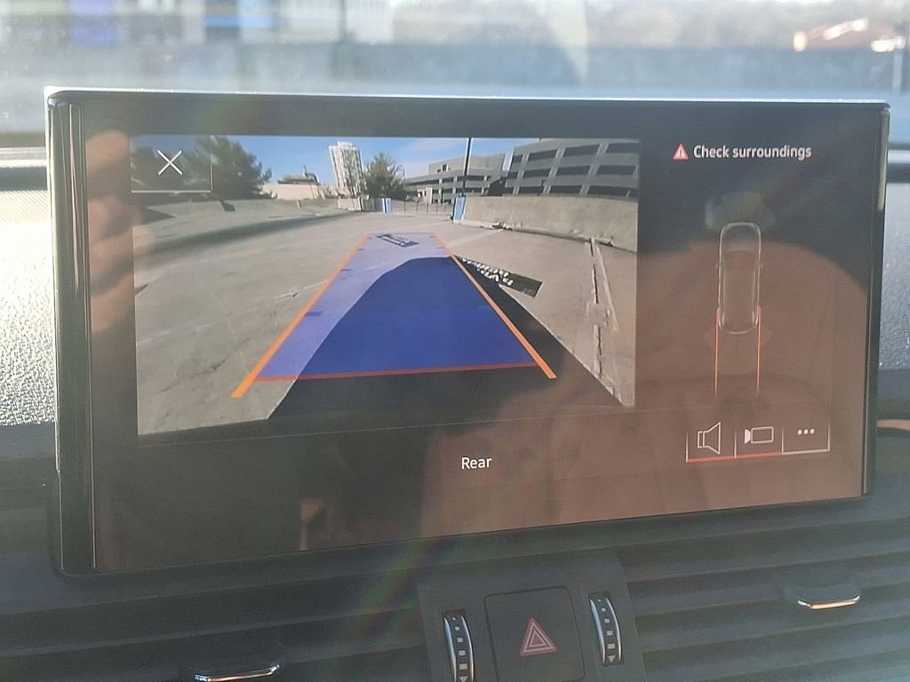 Used 2021 Audi Q5 2.0T Premium w/ Convenience Package image 18