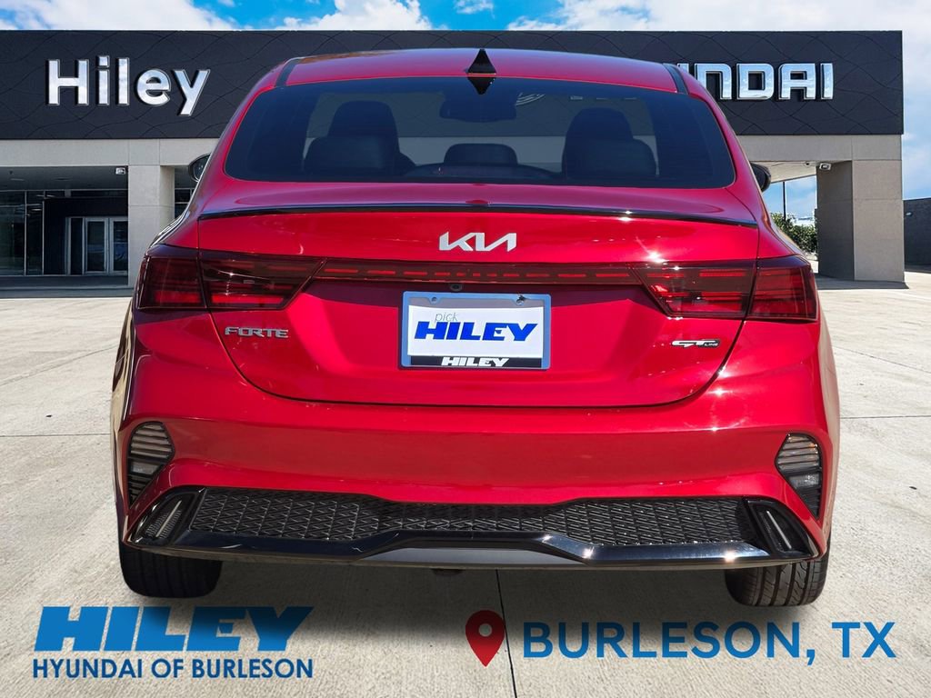 Used 2024 Kia Forte GT-Line w/ GT-Line Premium Package image 5