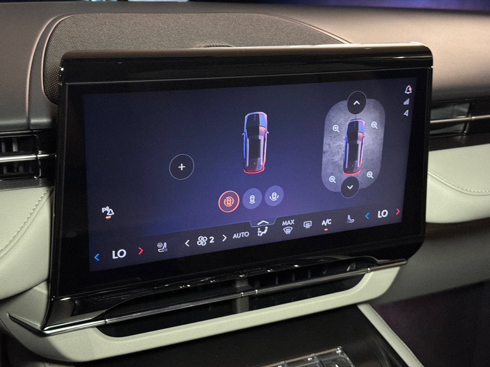 New 2026 Lincoln Nautilus Premier w/ Equipment Group 102A AWD/4WD image 24