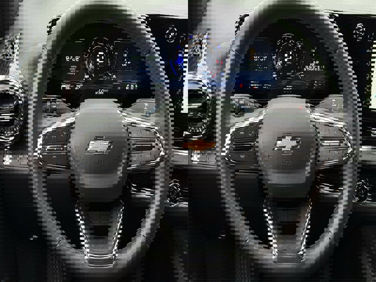 Certified 2025 Chevrolet Equinox LT image 12