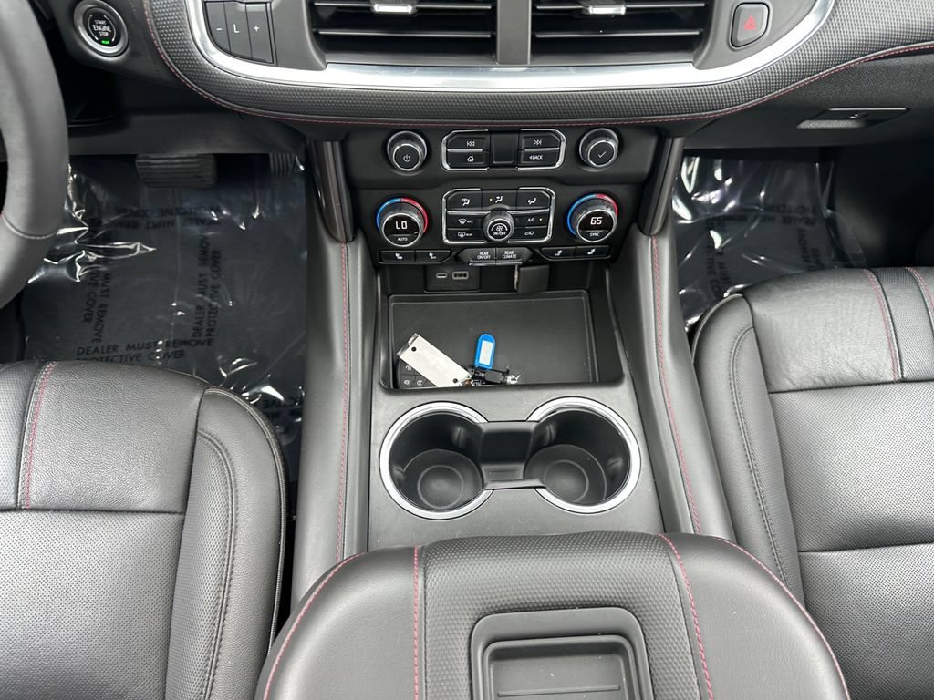 Used 2022 Chevrolet Tahoe RST w/ Luxury Package RWD image 11