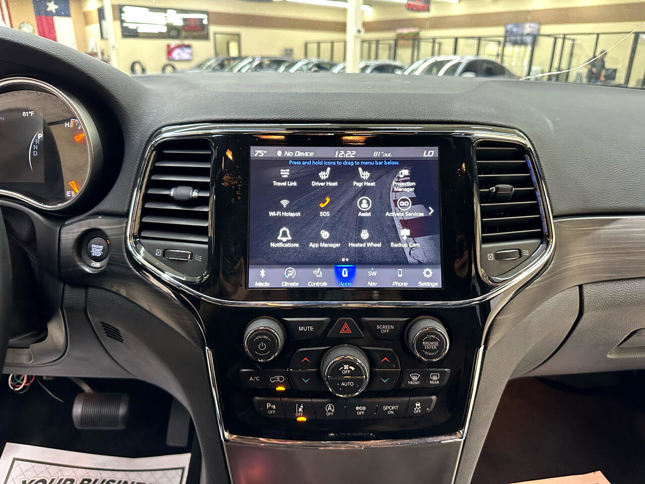 Used 2022 Jeep Grand Cherokee Laredo X image 29