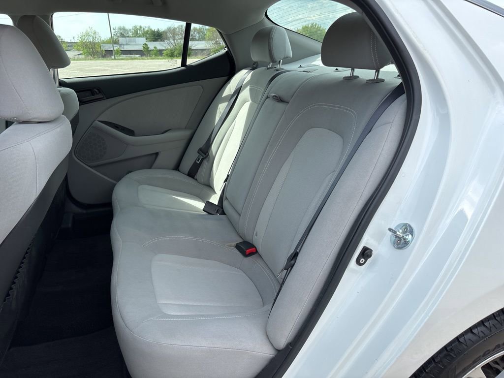 Used 2011 Kia Optima LX w/ Convenience Pkg image 24