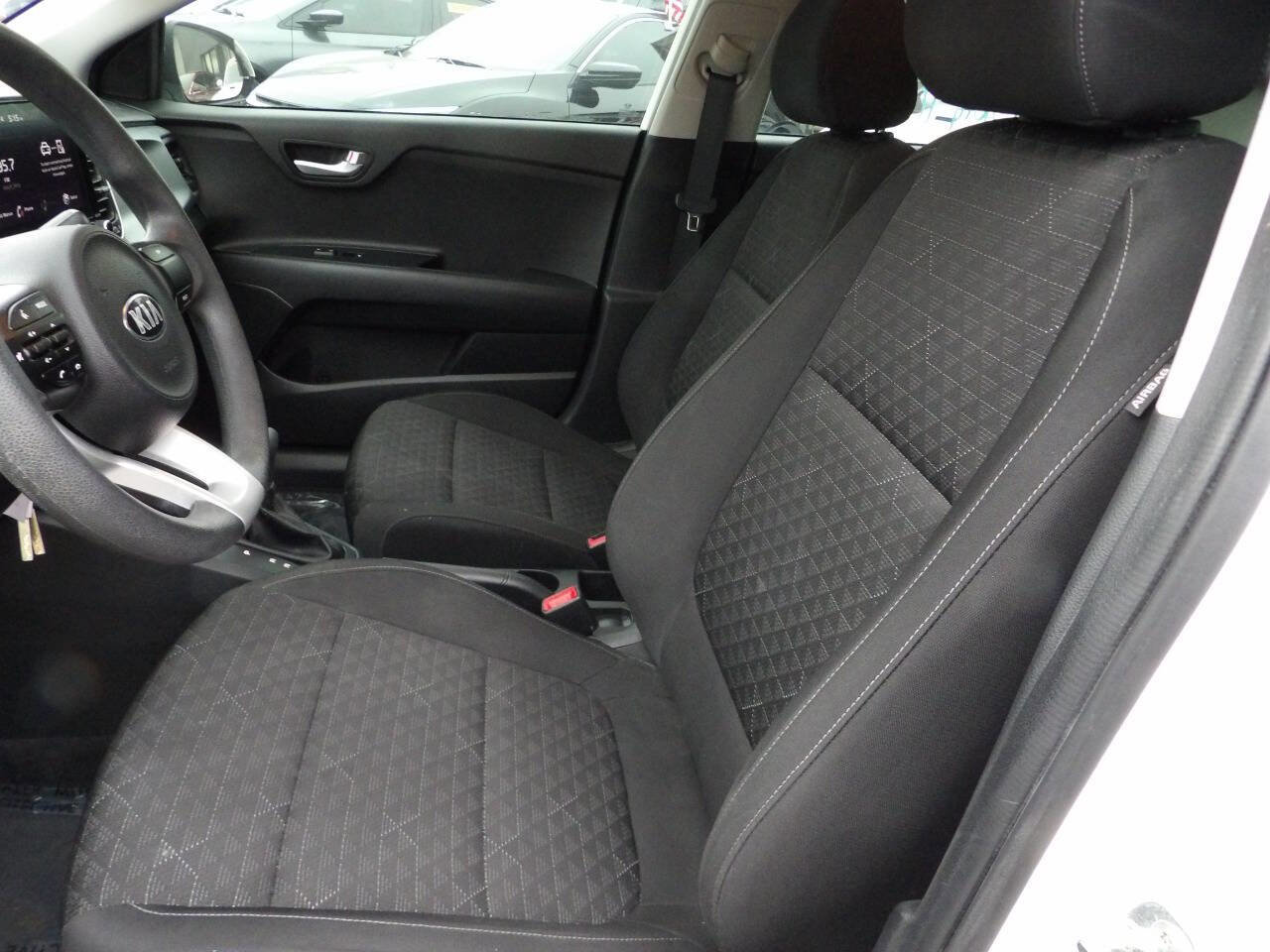 Used 2021 Kia Rio LX image 8