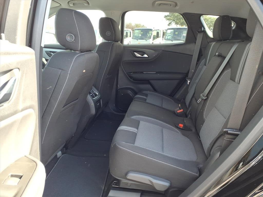 New 2026 Chevrolet Blazer LT w/ Midnight/Sport Edition image 9